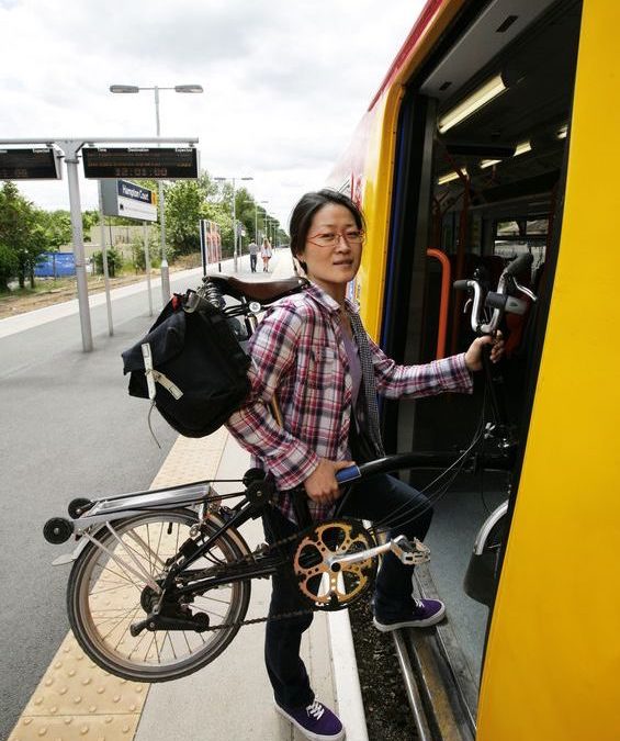Faltrad und Klapprad in Bahn, Zug und Bus